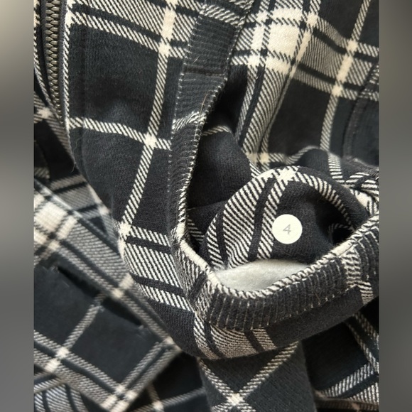 EUC lululemon Scuba Hoodie II Varsity Plaid Size 4 - Picture 6 of 10